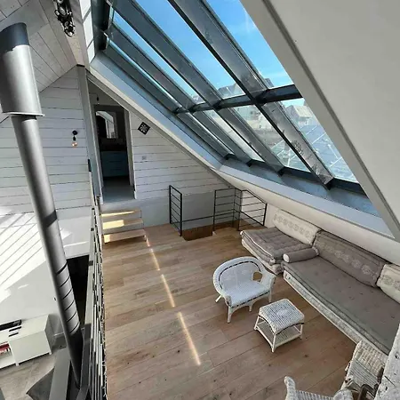 Restored Loft In Σπίτι διακοπών