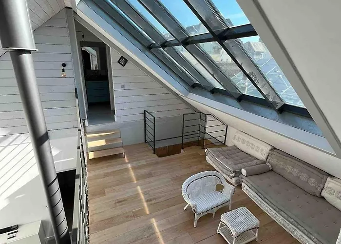 Restored Loft In Hébergement de vacances